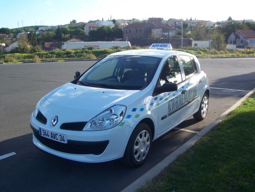 voiture-02.jpg voiture-02.jpg